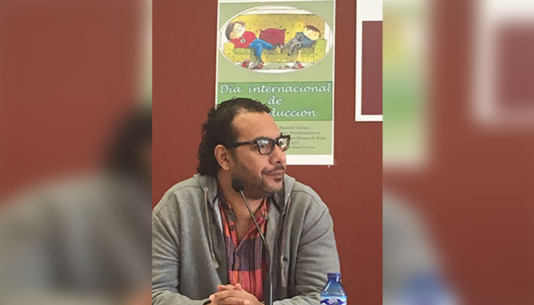 أحمد عبد اللطيف خلال مشاركته في جامعة بلد الوليد بإسبانيا