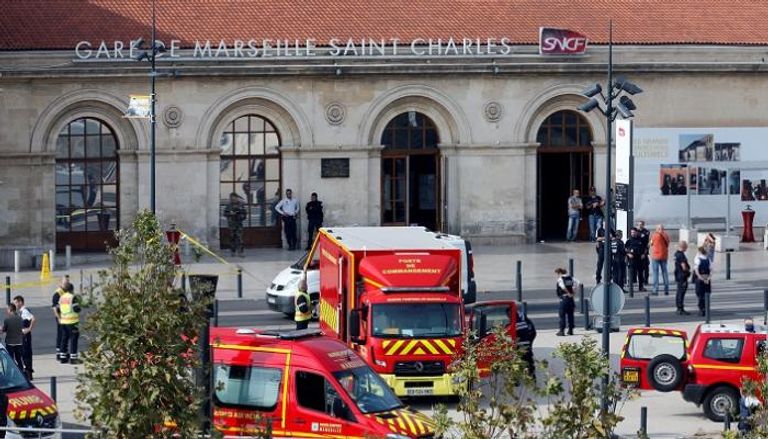 استنفار أمني في فرنسا بعد الهجوم الإرهابي في مرسيليا- رويترز