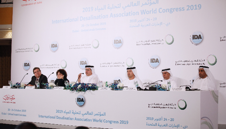الإمارات تفوز باستضافة أكبر مؤتمر عالمي لتحلية المياه في 2019