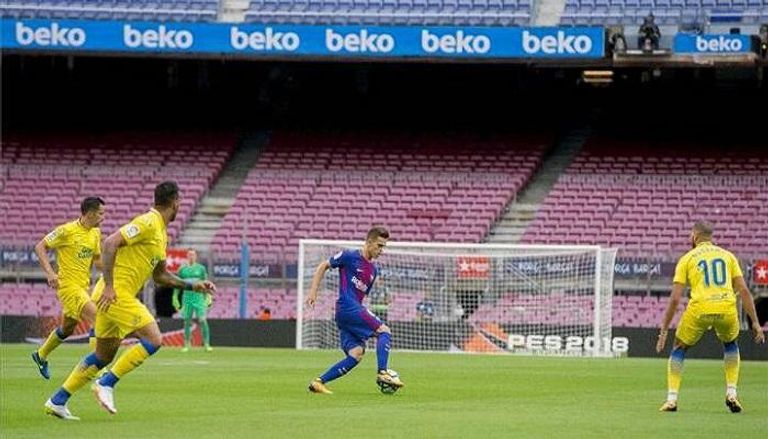 رئيس برشلونة يكشف سبب اللعب بدون جماهير