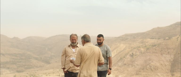 شعار الدورة الرابعة عشرة لمهرجان دبي السينمائي الدولي