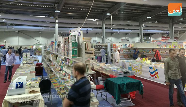 جناح هيئة الشارقة للكتاب في معرض عمان للكتاب