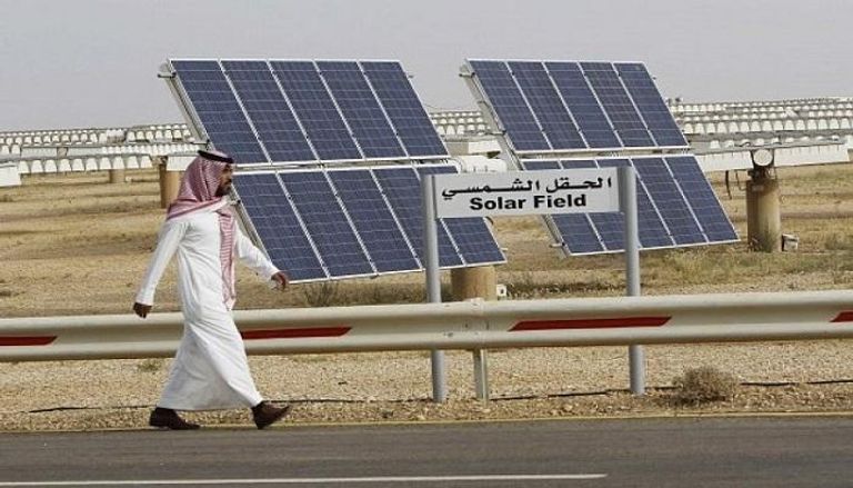 مشروع لإنتاج الكهرباء من الطاقة الشمسية في السعودية - أرشيفية