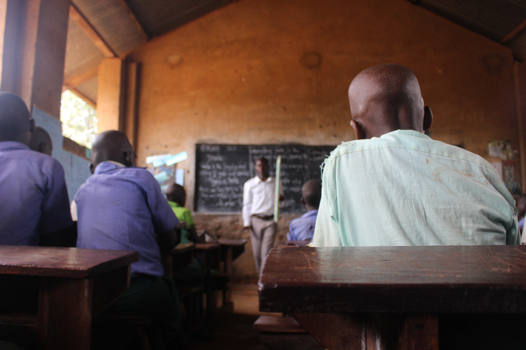 دبي العطاء تطلق برنامجاً جديداً لتحسين مهارات المعلمين في أوغندا