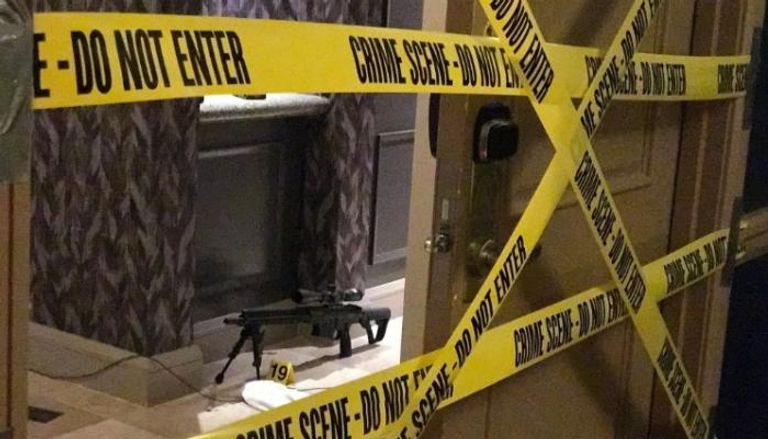 أحد أسلحة ستيفن بادوك يظهر في غرفته بفندق لاس فيجاس