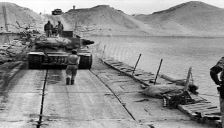 لحظة عبور الجيش المصري- أرشيفية