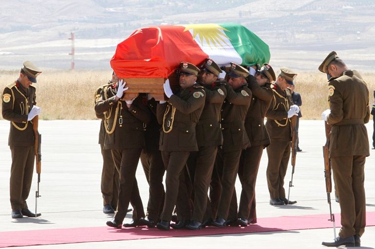 جثمان طالباني يوارى الثري - رويترز