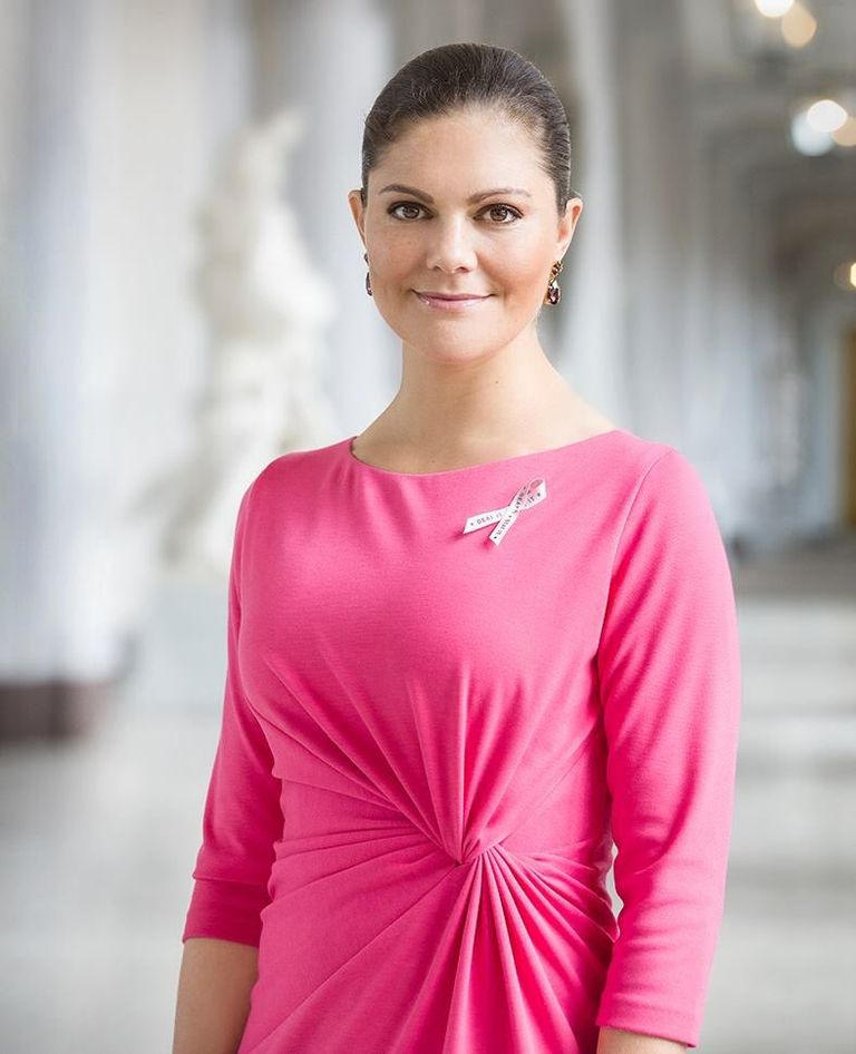 احتفالات عالمية بالشهر الوردي 