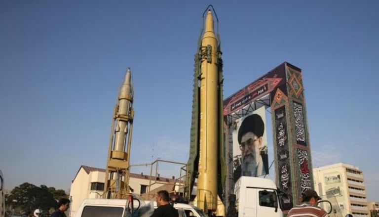 عرض لأحد صواريخ إيران