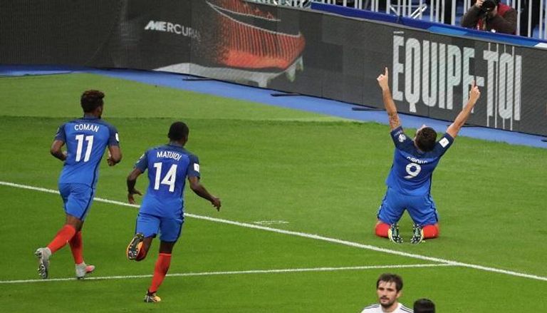 فرنسا تتأهل والسويد تتمسك بالملحق وهولندا خارج كأس العالم