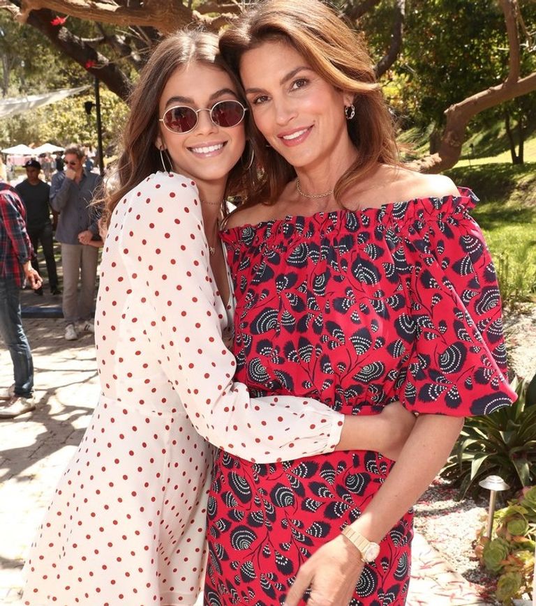 كايا جربر ابنة سيندي كروفرد