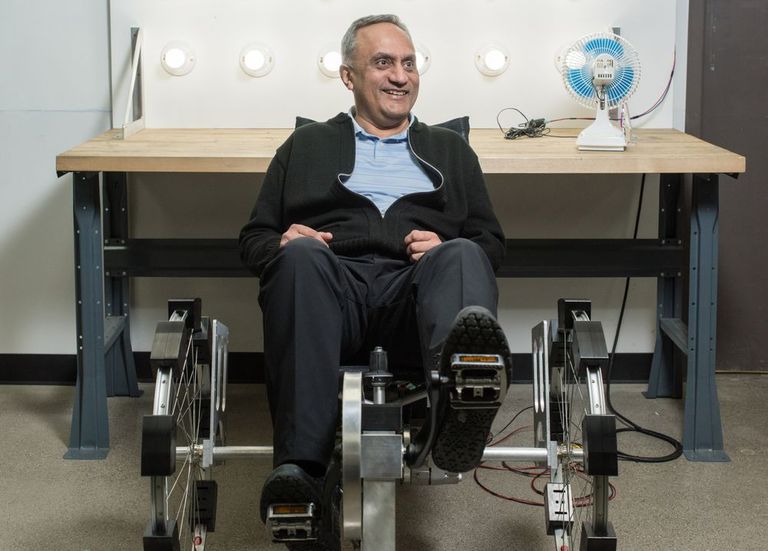 الملياردير الهندي "مانوج بهارجافا" 