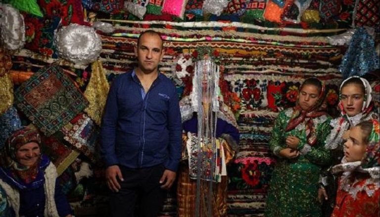 تقاليد الزواج التقليدية في قرية مسلمة في بلغاريا