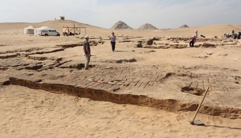نجحت البعثة المصرية التشيكية في الكشف عن بقايا معبد للملك رمسيس الثاني