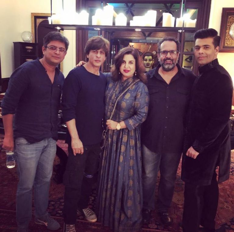 شاروخان يستقبل أصدقاءه القدامى للاحتفال بعيد الديوالي