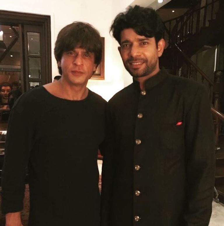 شاروخان يستقبل أصدقاءه القدامى للاحتفال بعيد الديوالي