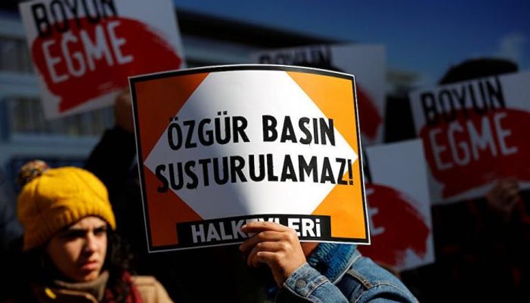 إلغاء 889 تصريحا صحفيا خلال 2016 في تركيا