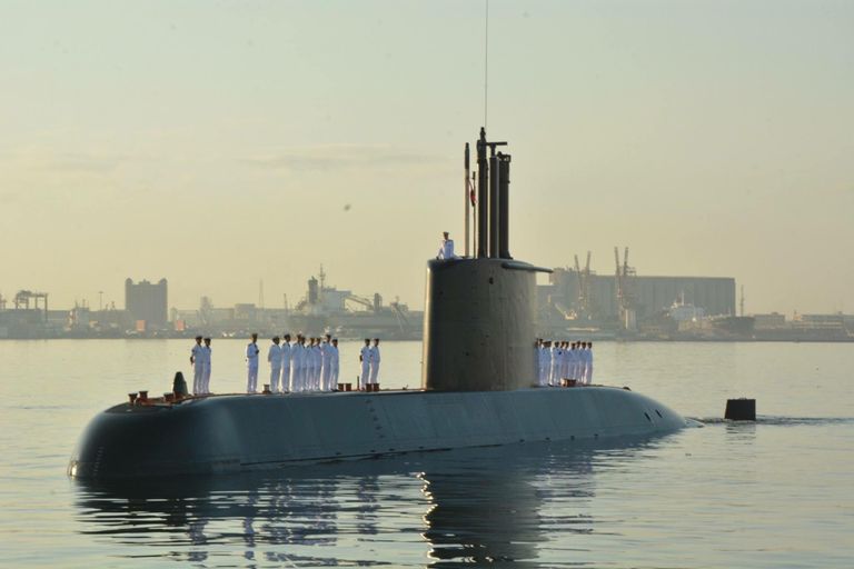 الأسطول البحري المصري يتسلم الفرقاطة والغواصة