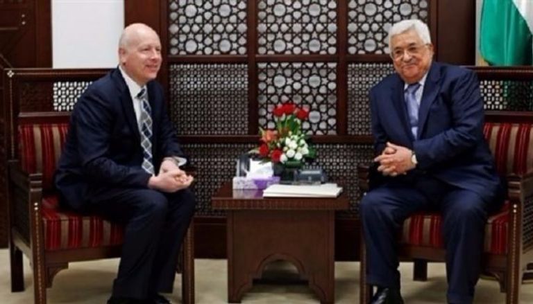 الرئيس الفلسطيني أبو مازن مع مبعوث ترامب