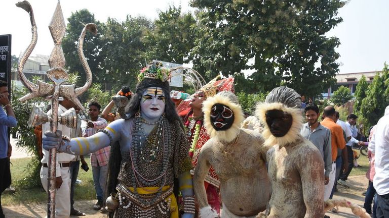 بالصور.. احتفالات الديوالي في مدينة أيوديا القديمة