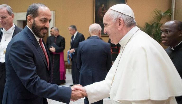الدكتور محمد مطر الكعبي يلتقي بابا الفاتيكان