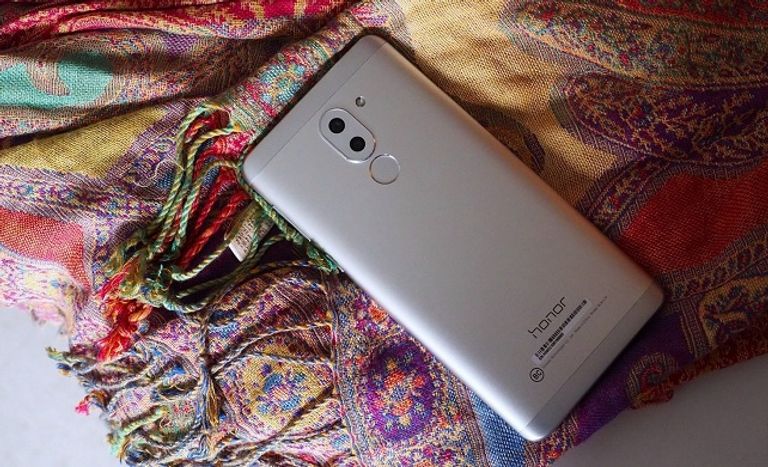 5 هواتف أقل من 250 دولارا