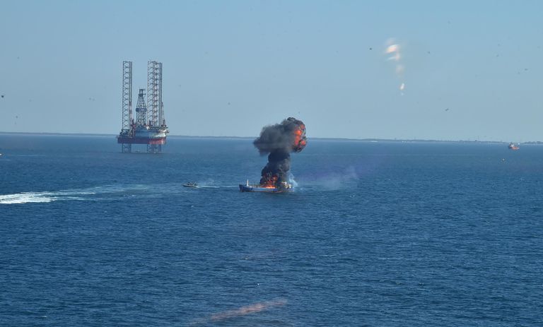 الرئيس المصري عبد الفتاح السيسي يشهد المناورة