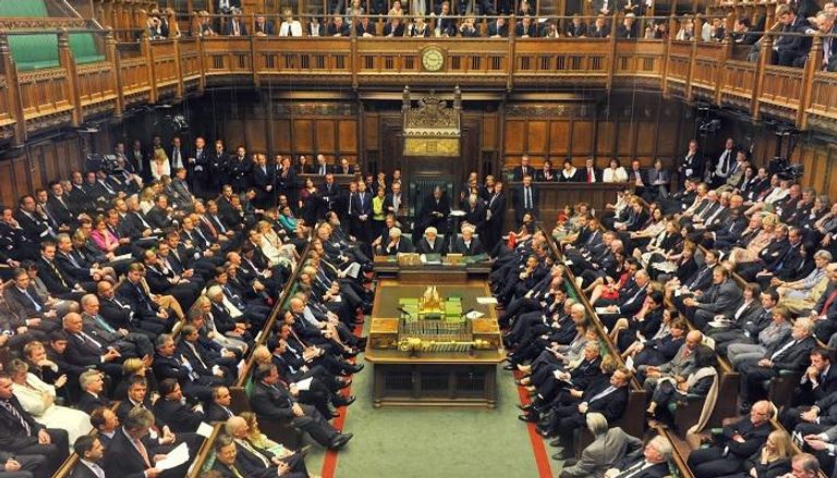 البرلمان البريطاني ينفي ذهاب وفد رسمي لقطر