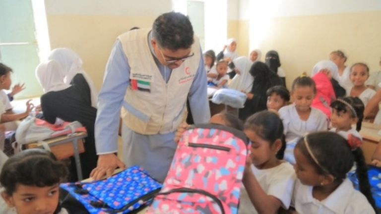 شعار الهلال الأحمر الإماراتي