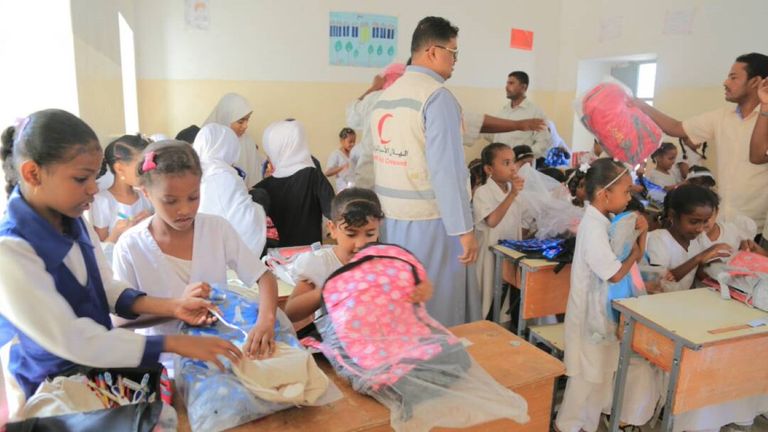 شعار الهلال الأحمر الإماراتي