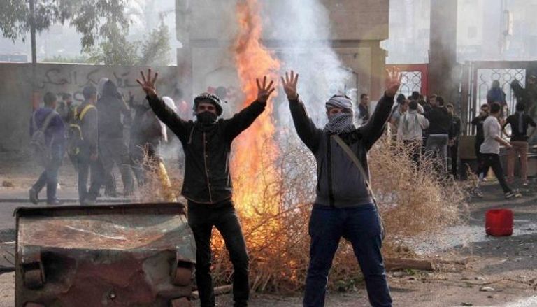 عناصر الإخوان الإرهابية ينشرون الحرائق والعنف