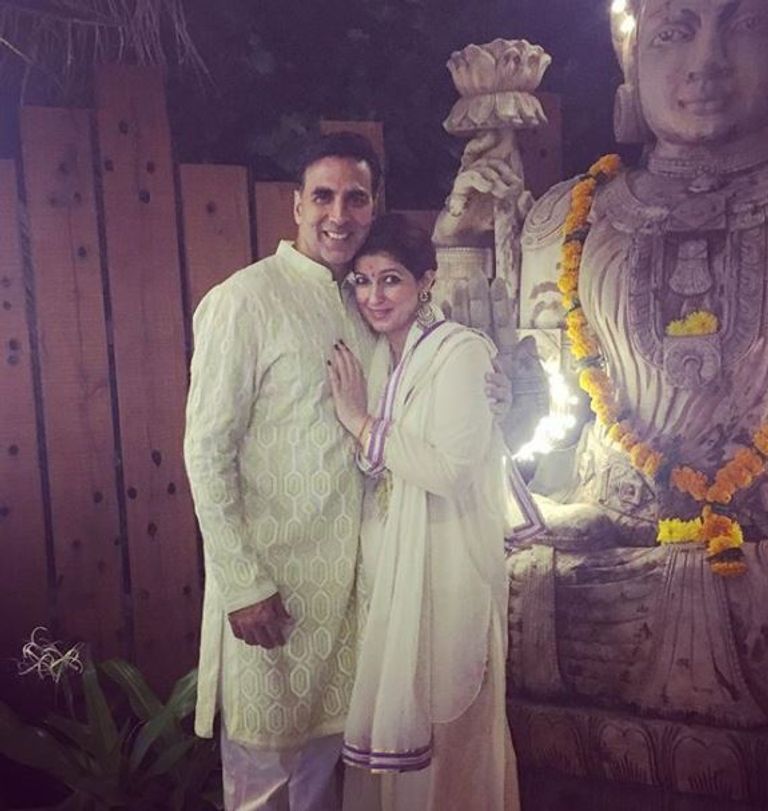 بالصور.. نجوم بوليوود يحتفلون بالديوالي مع عائلاتهم