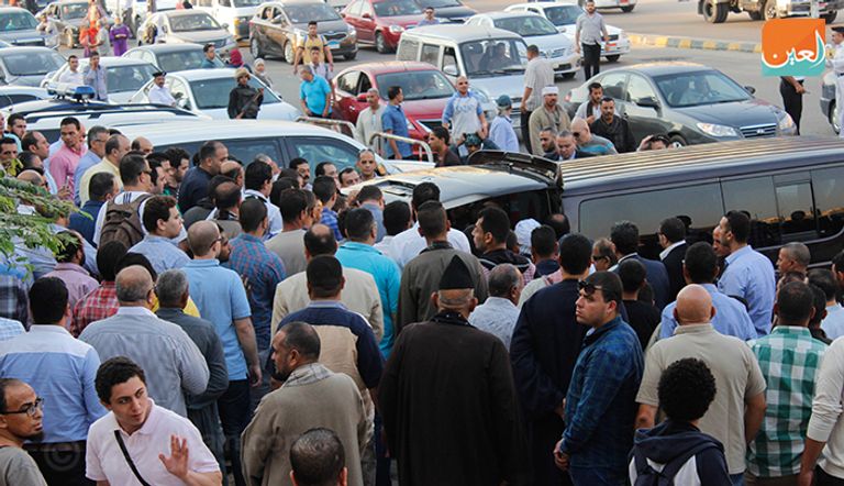 جنازة أحد شهداء حادث الواحات الإرهابي