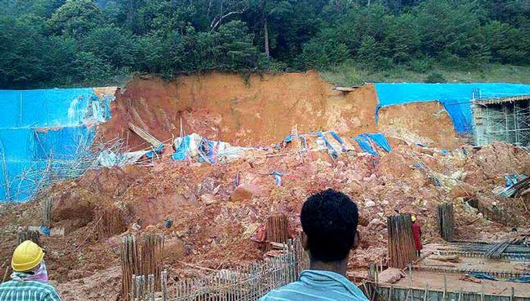 قوات الإنقاذ تواصل انتشال الضحايا