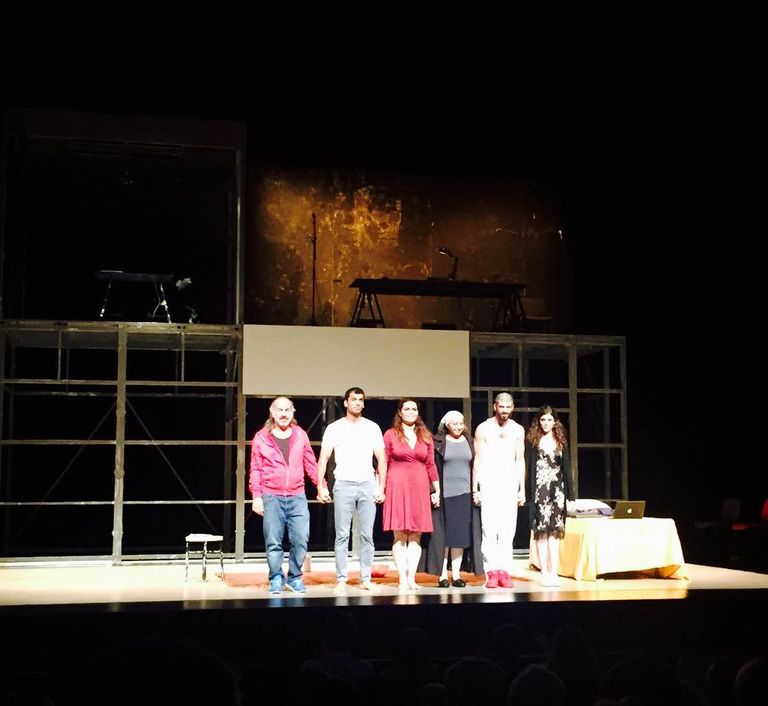 بروشور مسرحية 