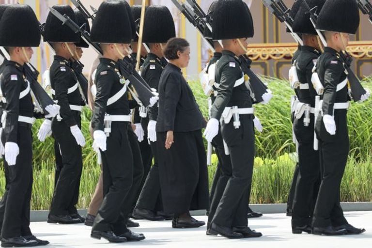 التايلانديون يستعدون لجنازة باذخة لملكهم الراحل