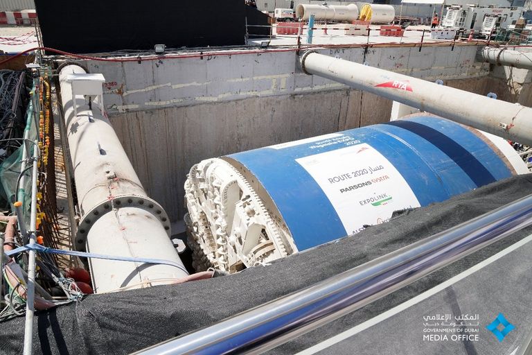 محمد بن راشد يدشِّن