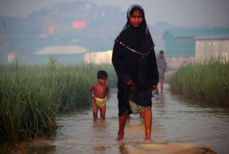 أطفال الروهينجا في المخيمات