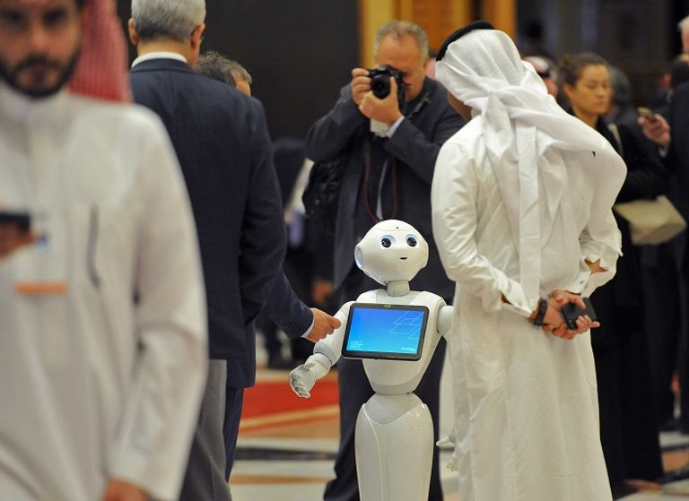 الروبوت يشارك في الفعاليات