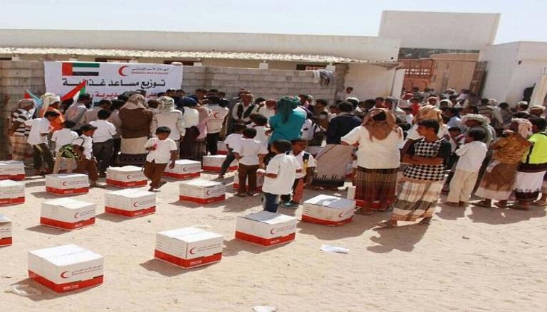 5 قوافل للهلال الأحمر الإماراتي بشبوة اليمنية