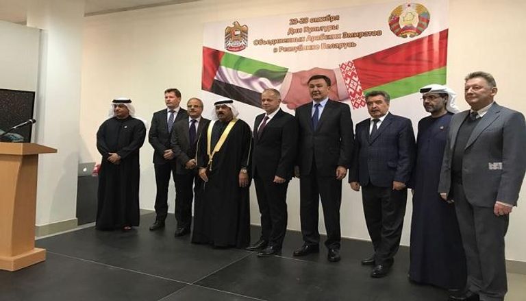 الوفد الإماراتي والبيلاروسي خلال الافتتاح