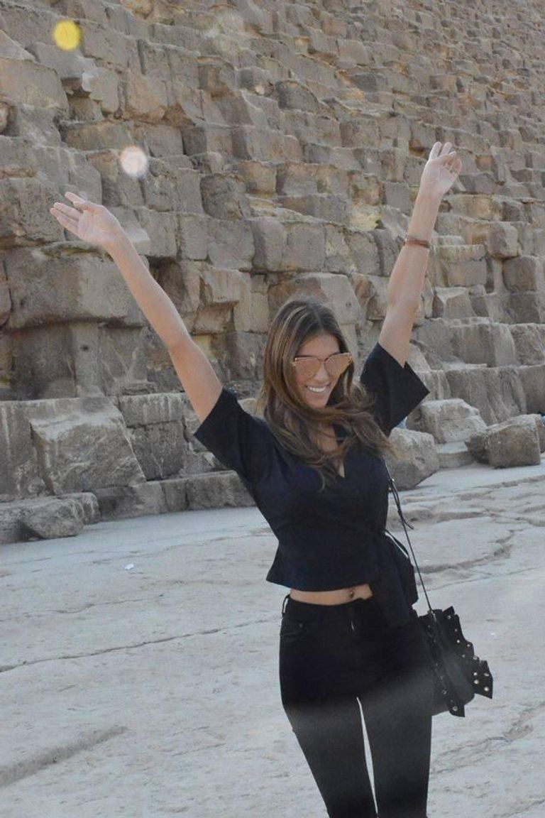 ملكة جمال الكون إيريس منيتير