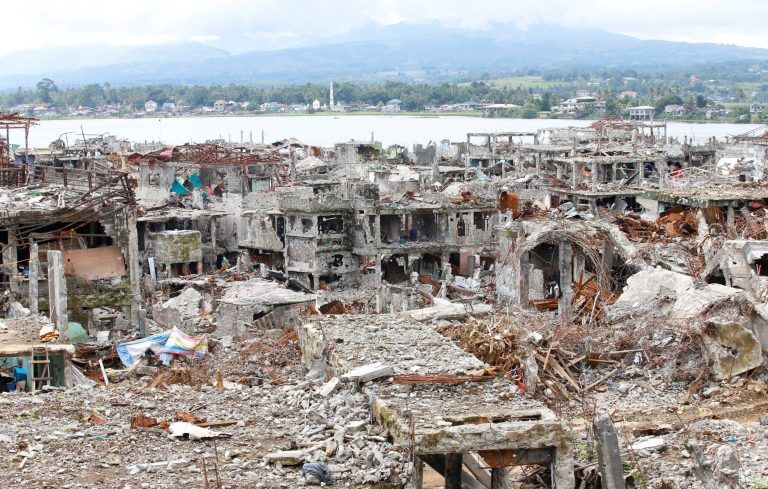 أشرس معركة تشهدها الفلبين منذ سنوات