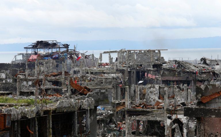 أشرس معركة تشهدها الفلبين منذ سنوات