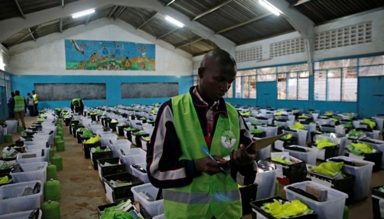 جولة إعادة انتخابات الرئاسة بكينيا تسجل نسبة مشاركة 34.5%