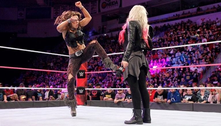 ميكي جيمس بعد اعتدائها على أليكسا بليس