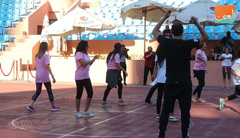 فريق الفنانات والإعلاميات في مباراة كرة القدم لمؤسسة بهية