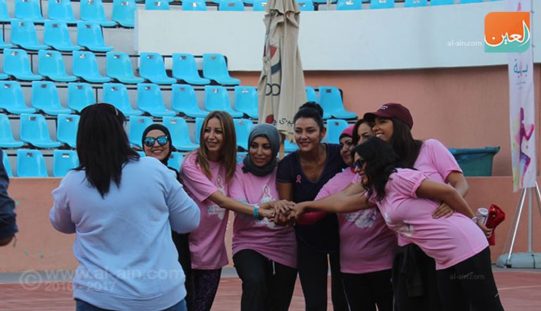 فريق الفنانات والإعلاميات في مباراة كرة القدم لمؤسسة بهية