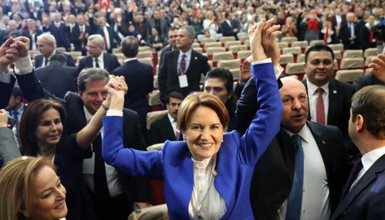 أكشينار الملقبة بالمرأة الحديدية