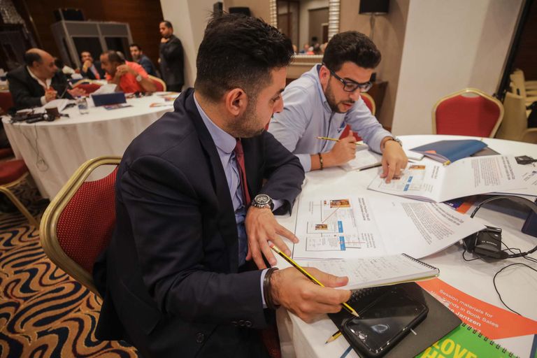 جانب من المشاركين بالدورة